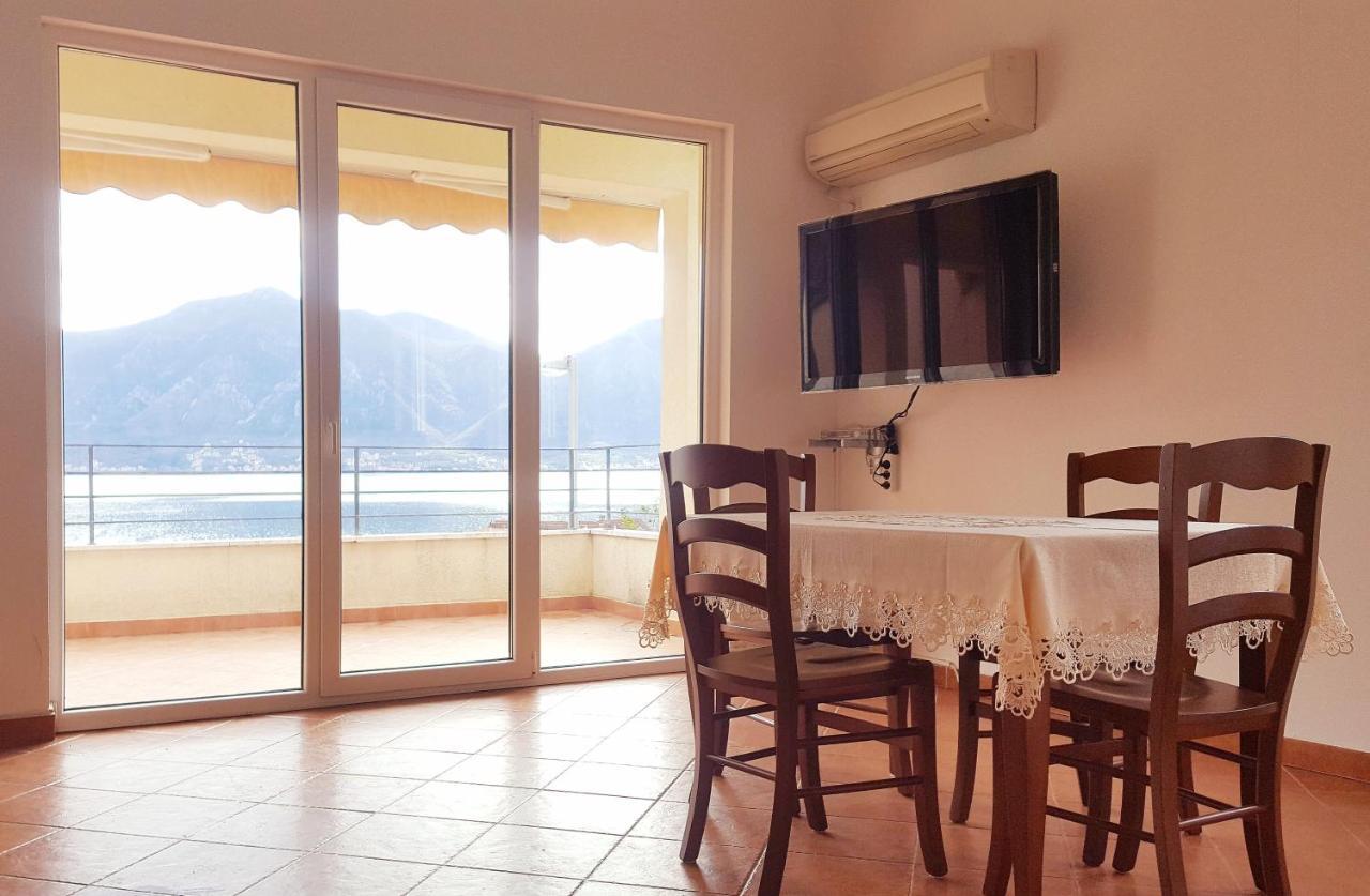 Secret Mirage Apartment Kotor Exterior photo
